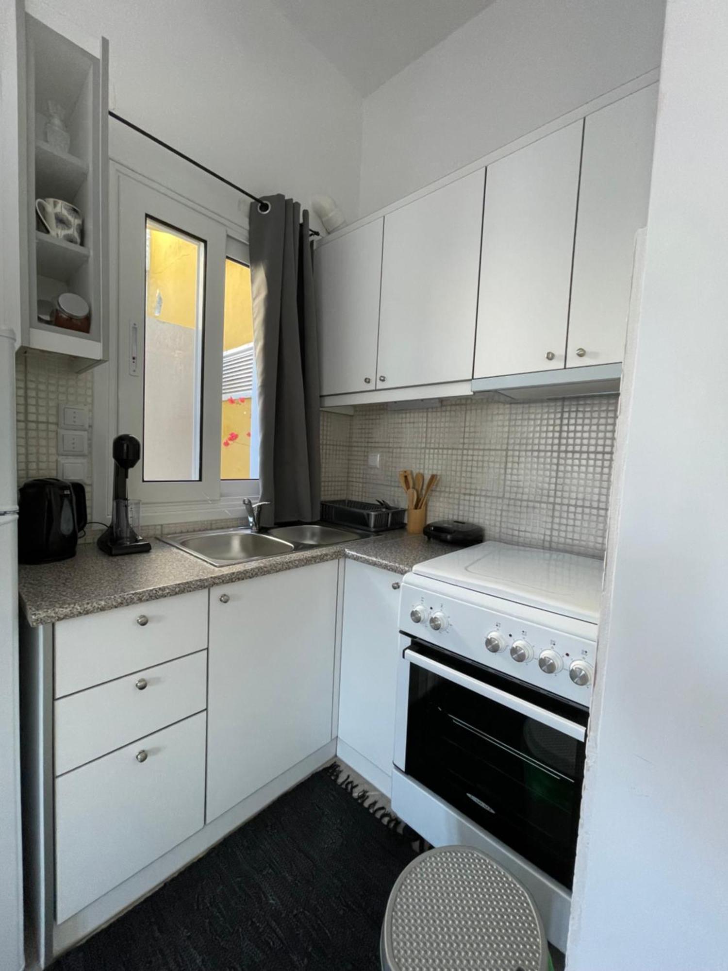 Eleni House Appartement *
